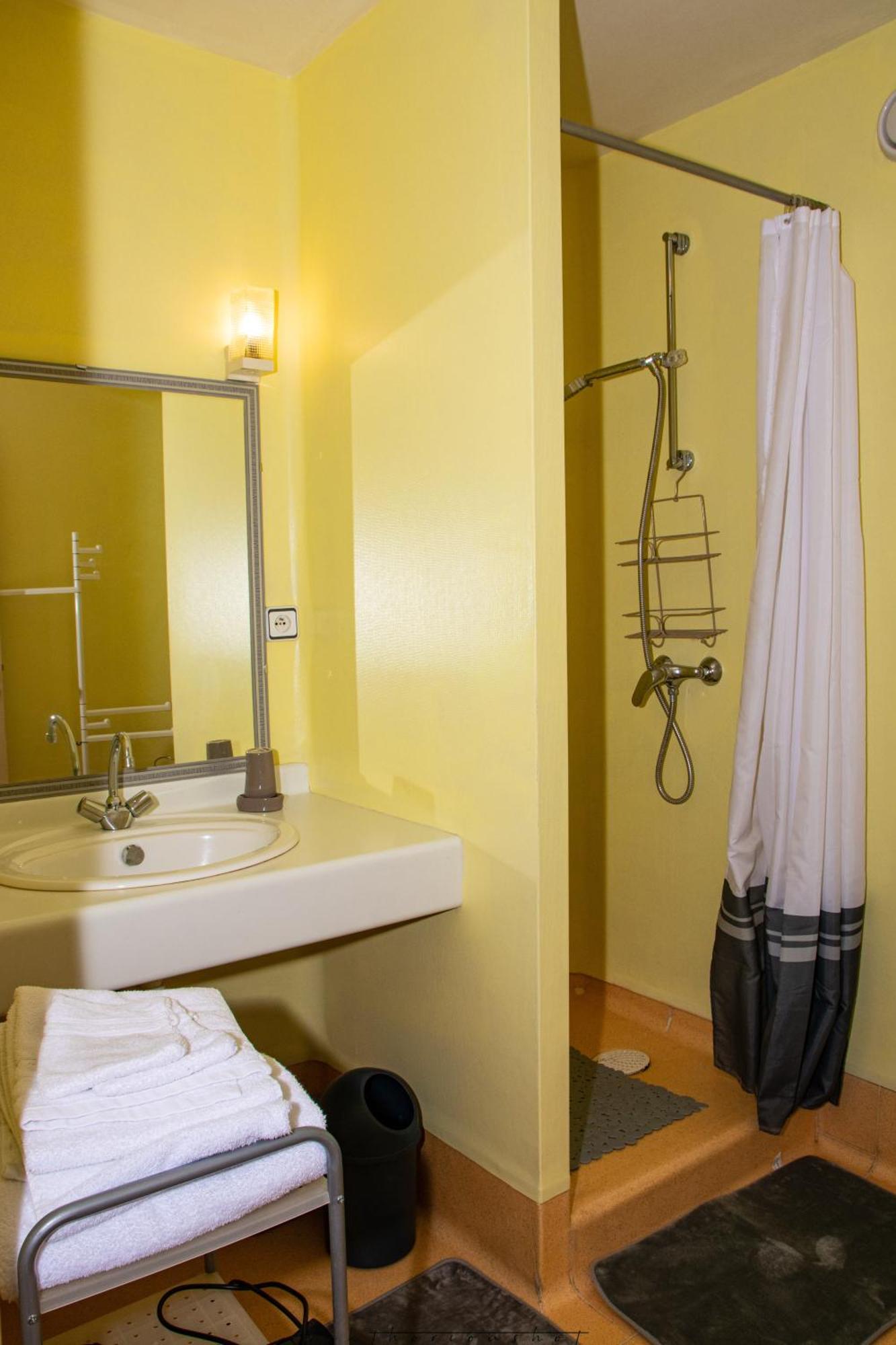 Residence Du Marche Jonzac Room photo